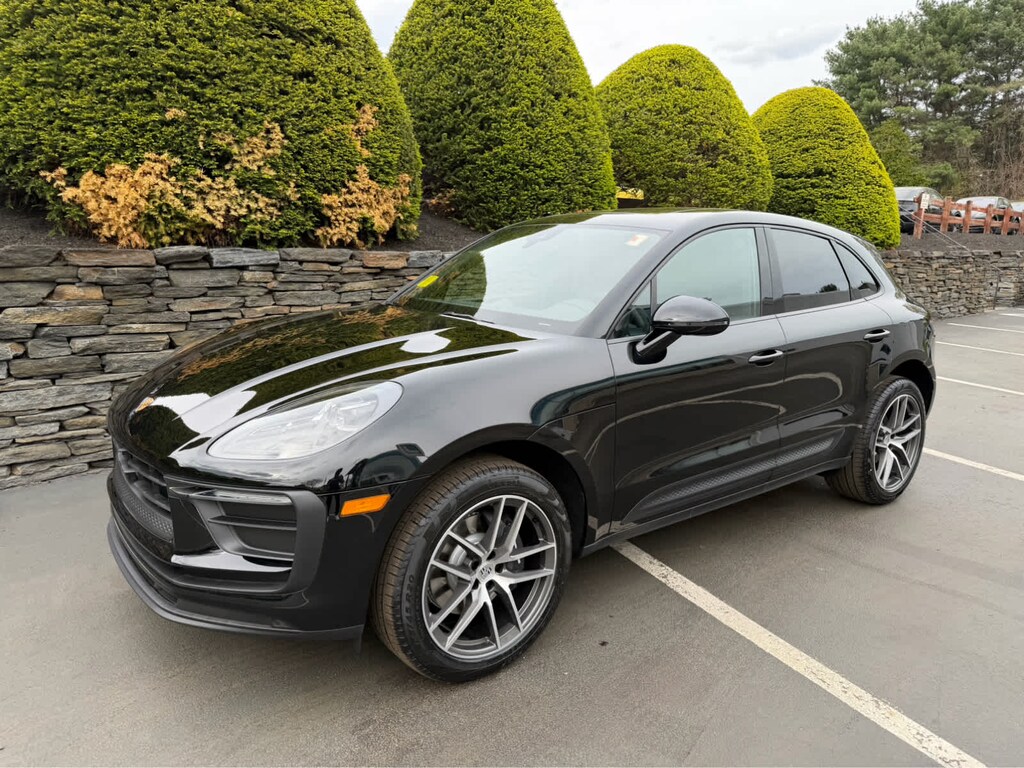 New 2026 Porsche Macan SUV