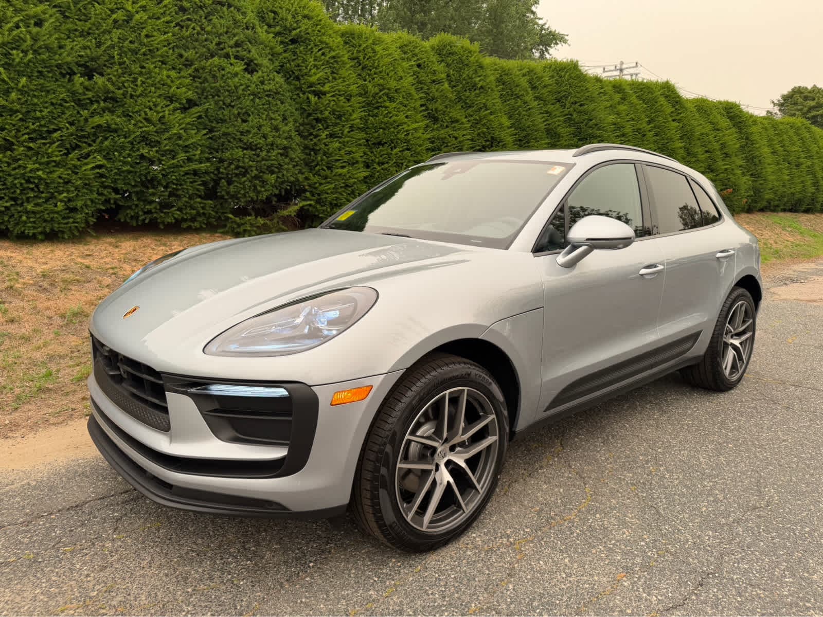 Dolomite Silver Metallic 2026 Porsche Macan SUV / Crossover Automatic