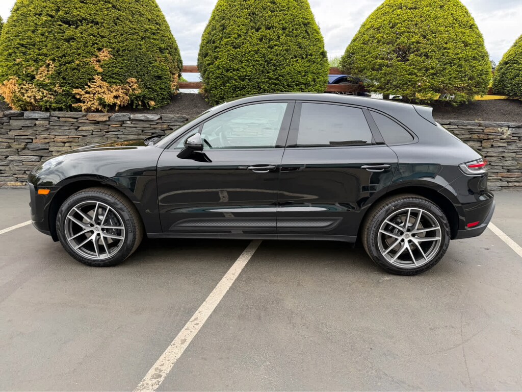 New 2026 Porsche Macan SUV