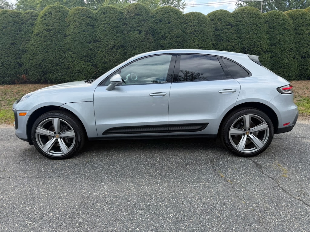 Used 2023 Porsche Macan SUV