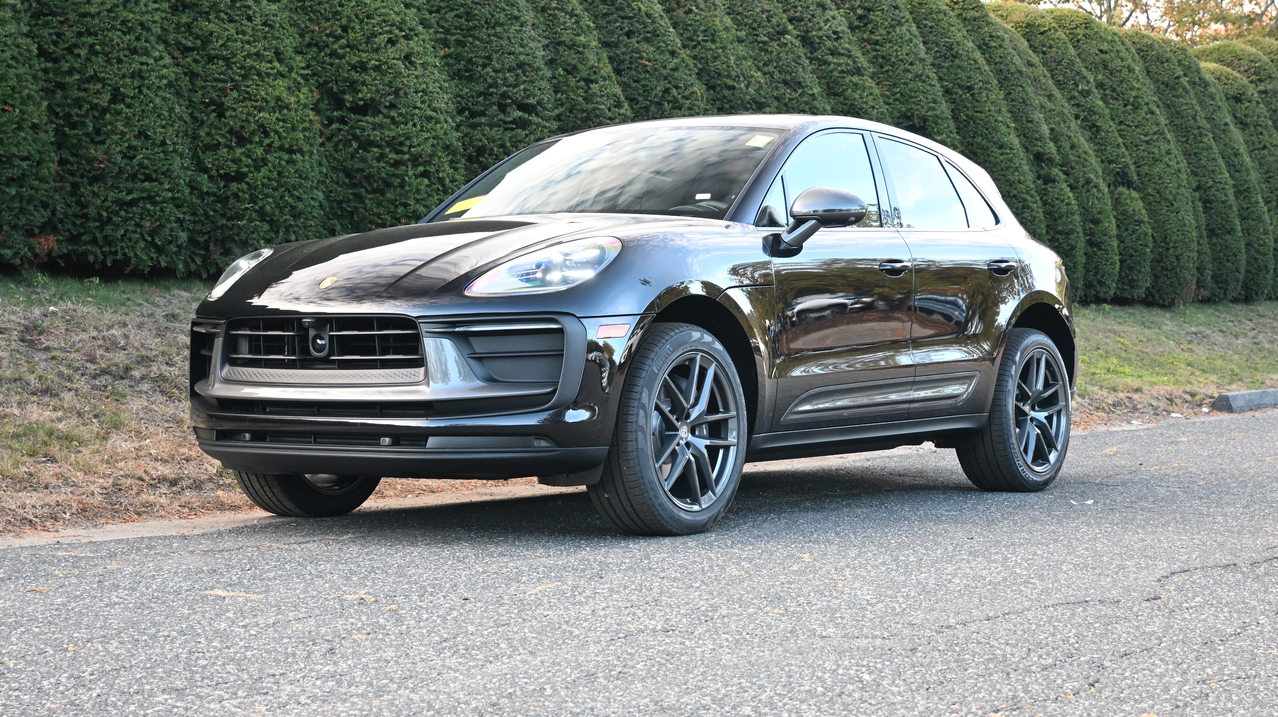2026 Porsche Macan SUV 