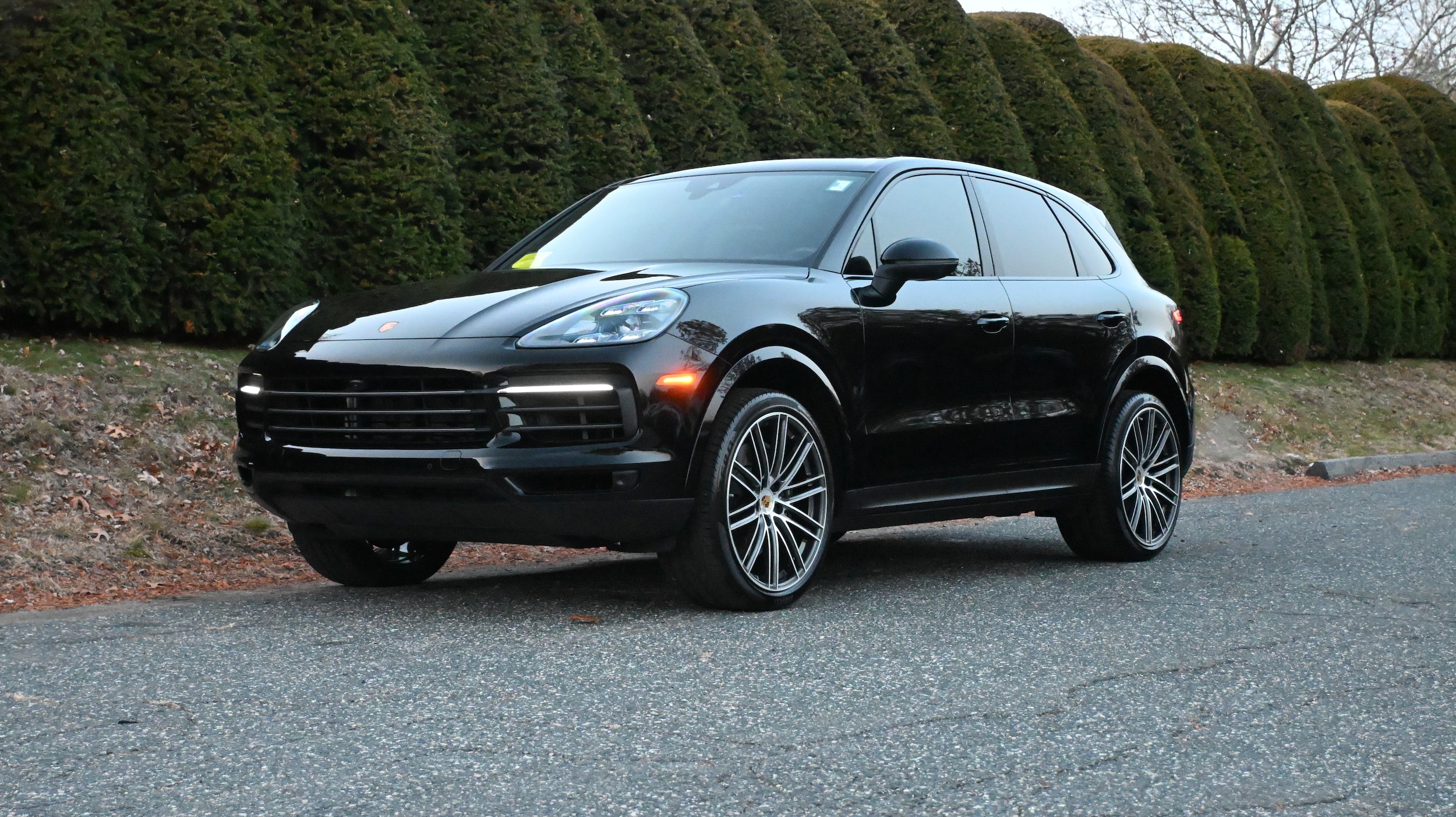 2023 Porsche Cayenne Base's photo