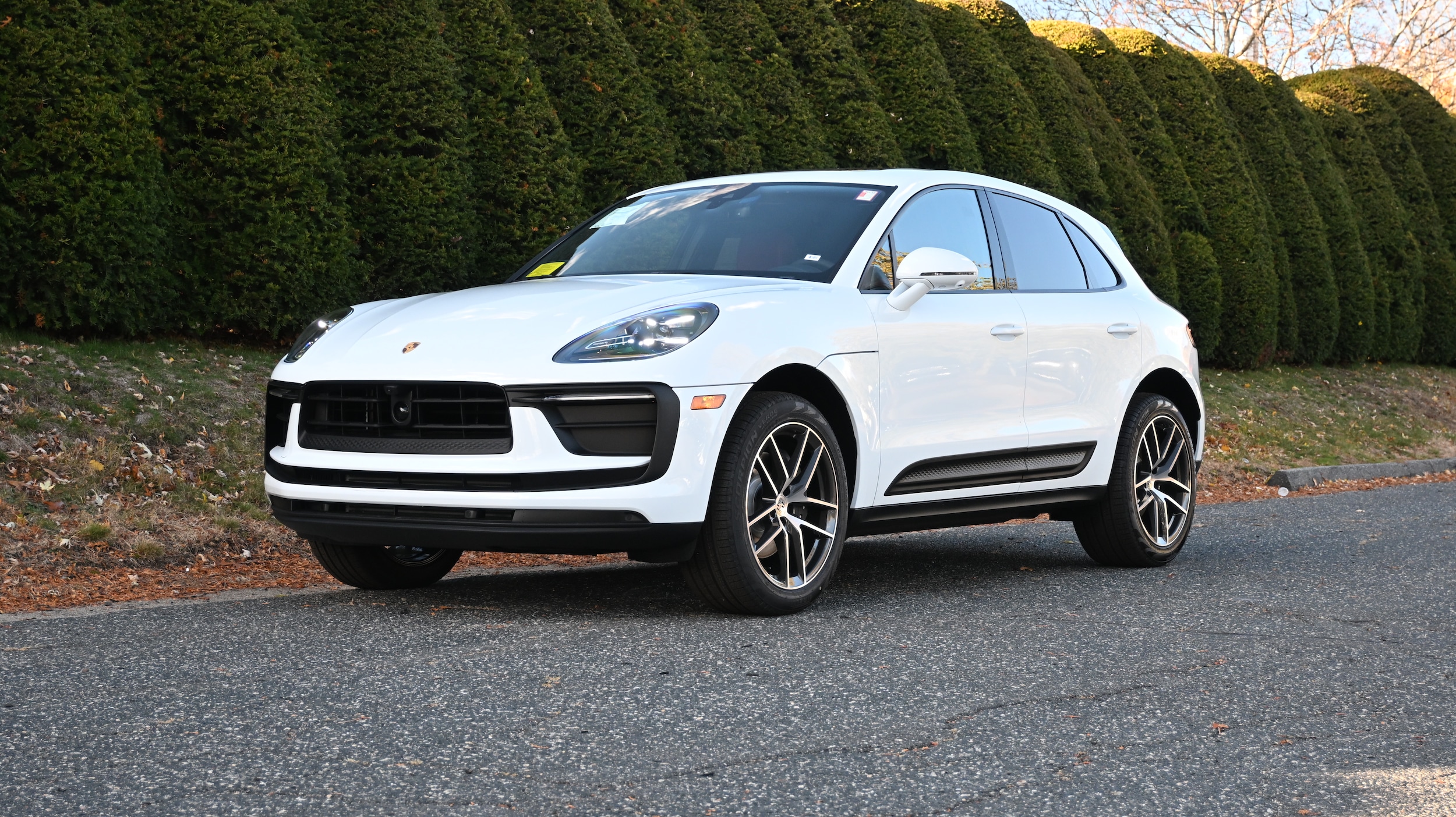 2026 Porsche Macan SUV 