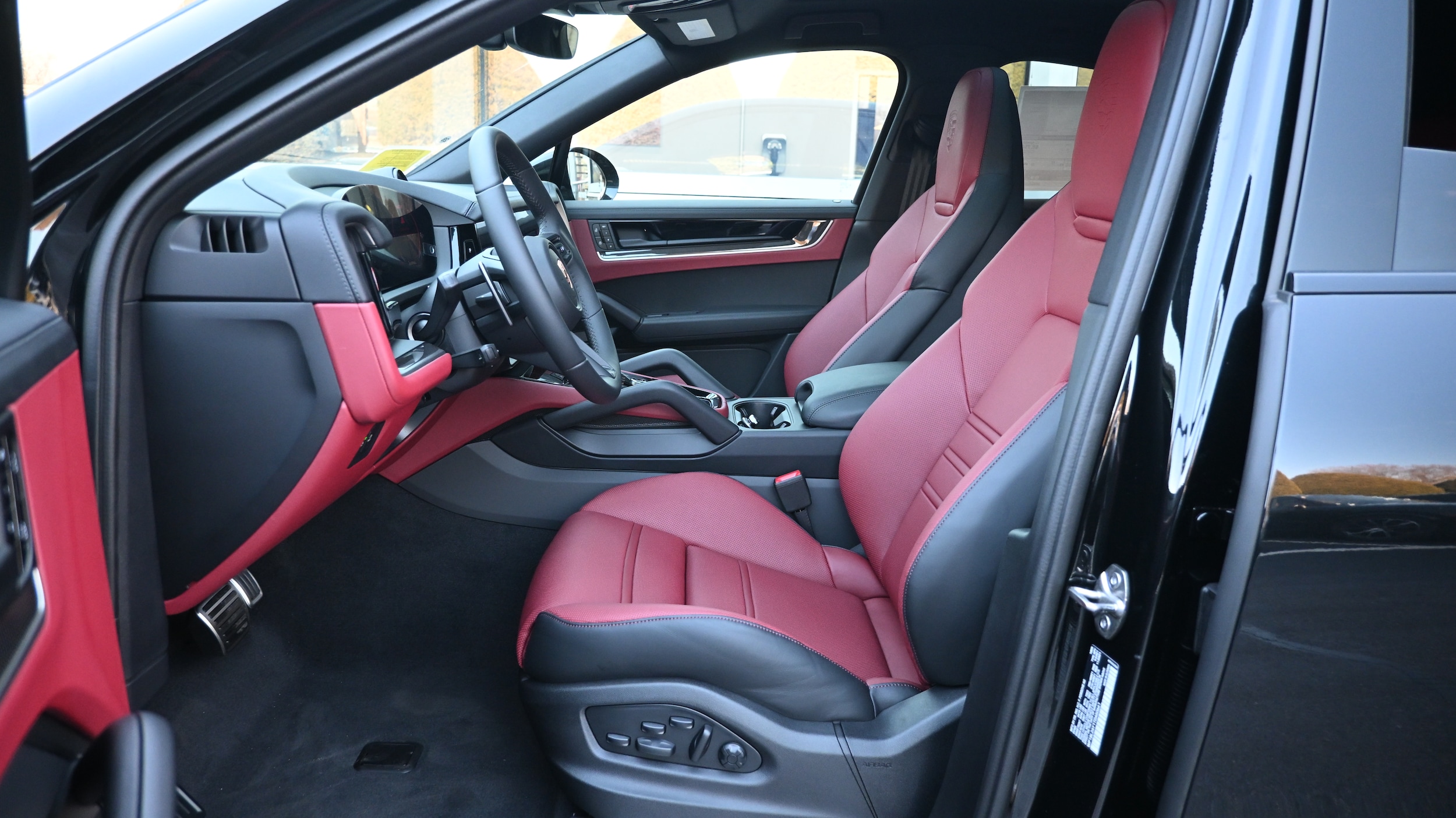 2026 Porsche Cayenne Coup S - Photo 16