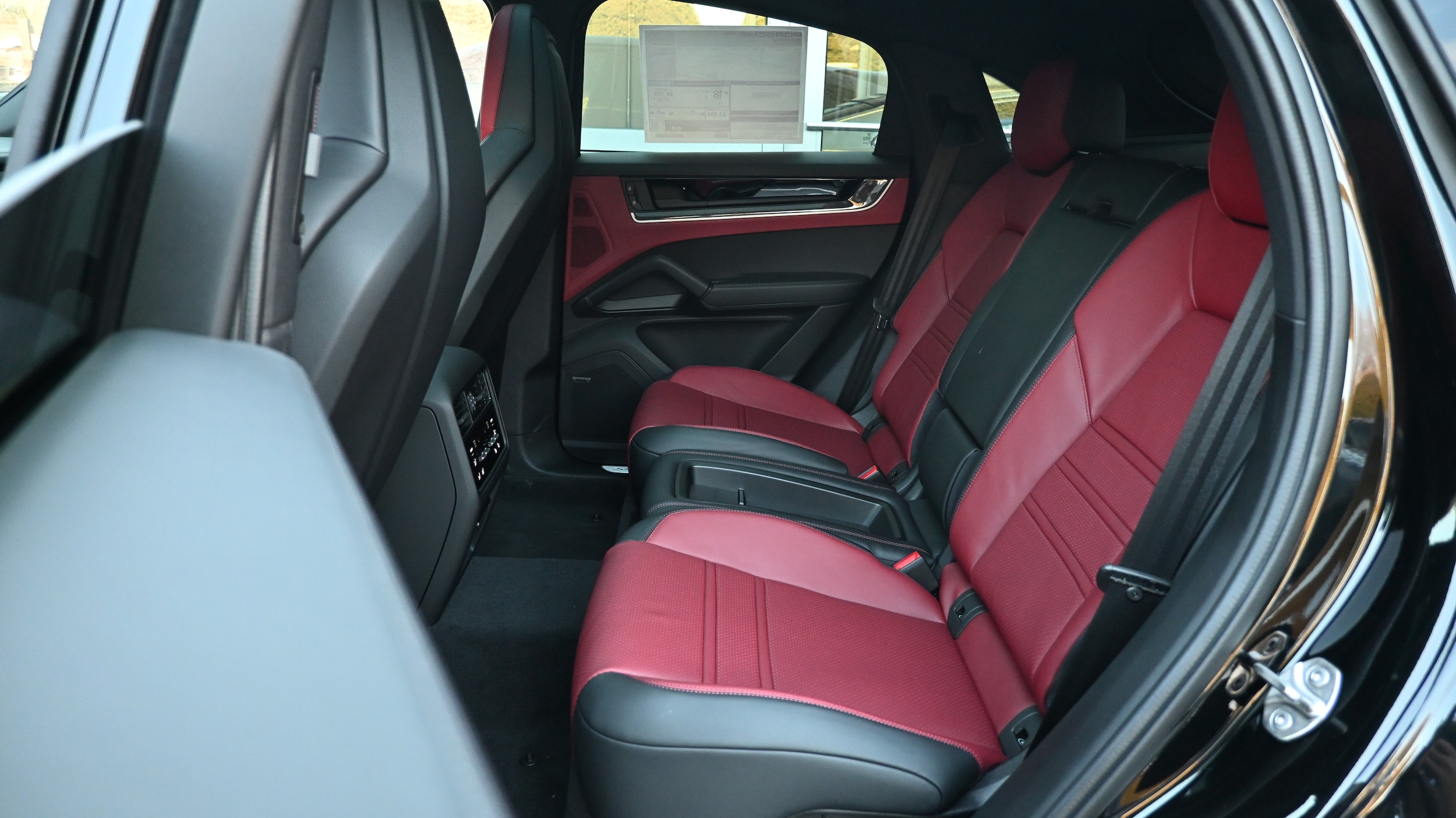 2026 Porsche Cayenne Coup S - Photo 23