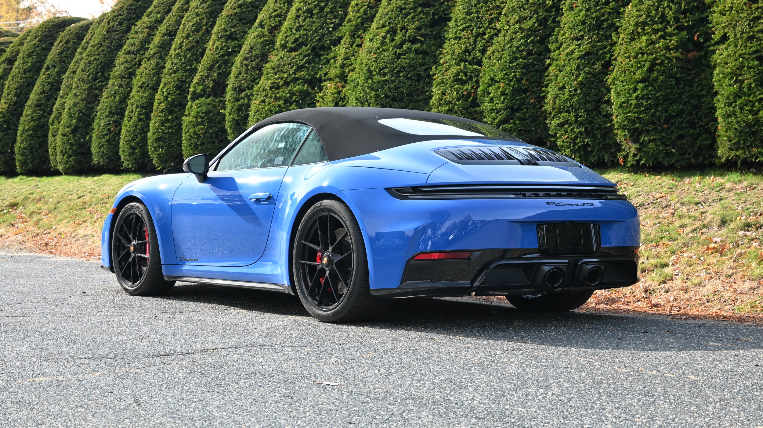 2026 Porsche 911 GTS photo 3