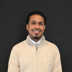 Staff member Steven Claudio from ID_954c54