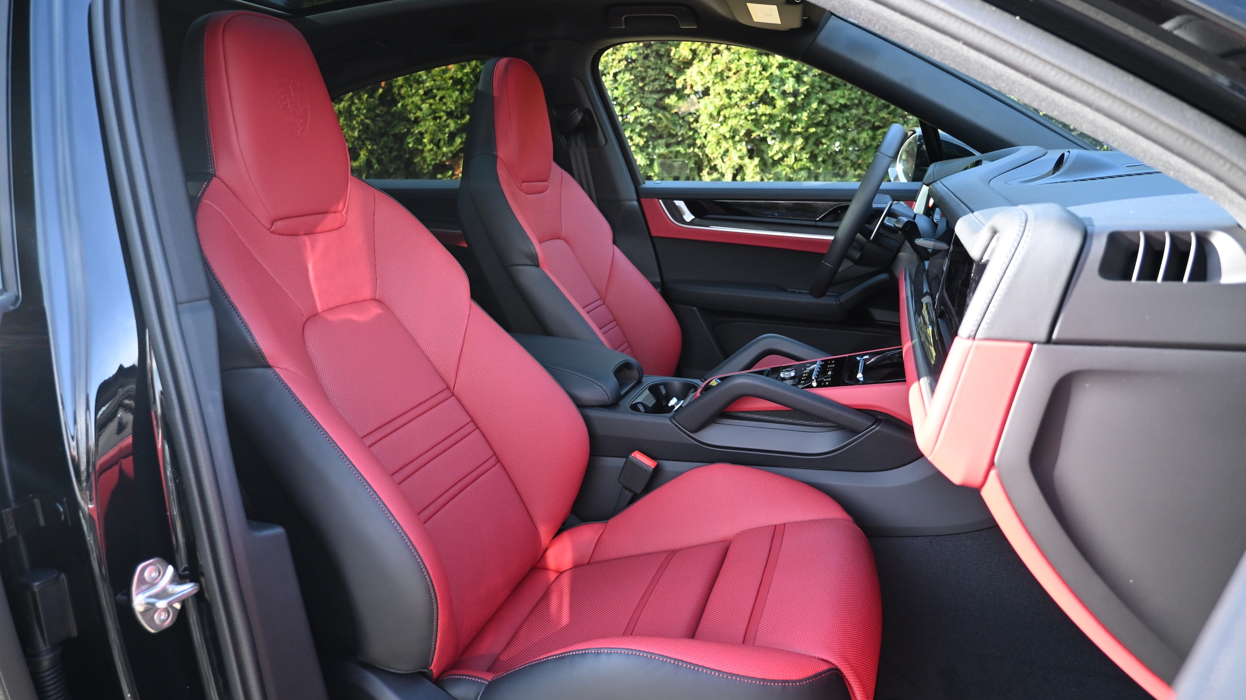 2026 Porsche Cayenne Coup S - Photo 28