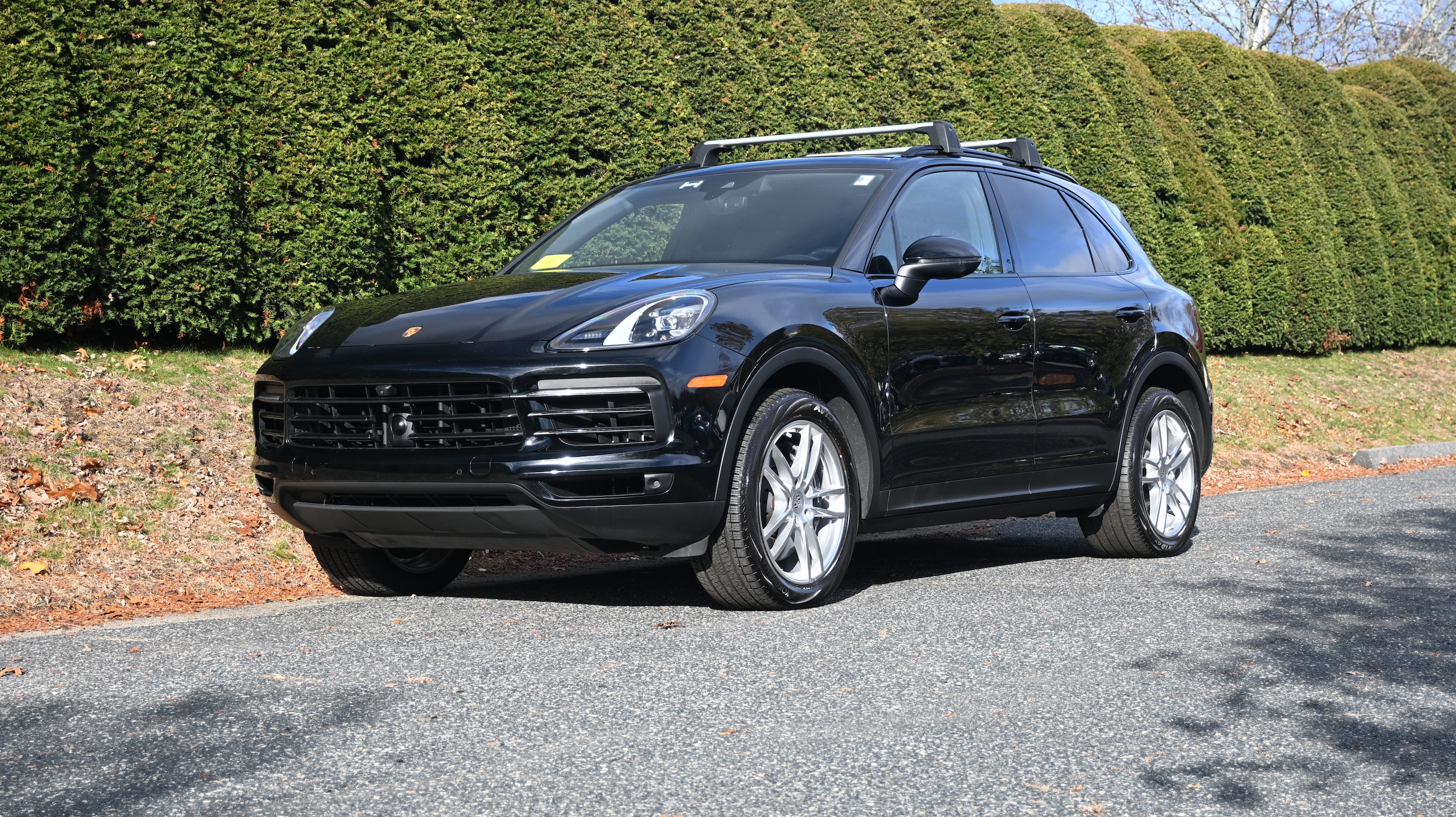 2022 Porsche Cayenne Base's photo