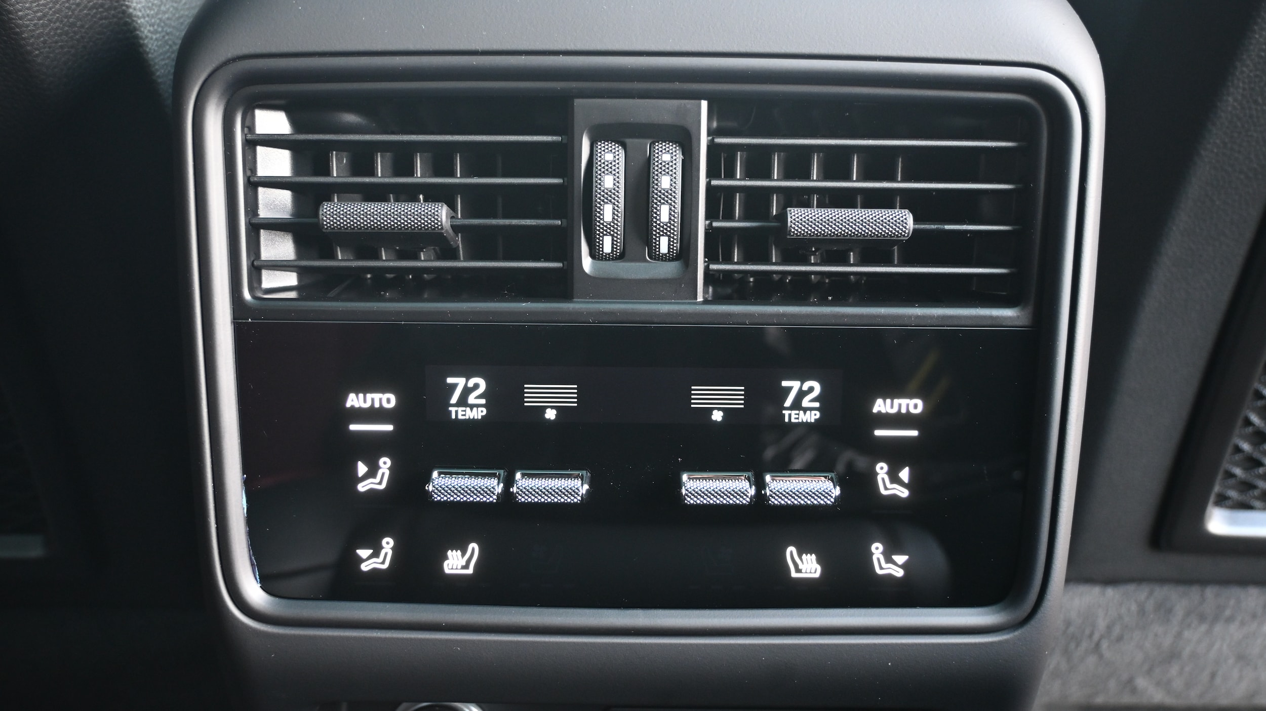2026 Porsche Cayenne Coup S - Photo 25