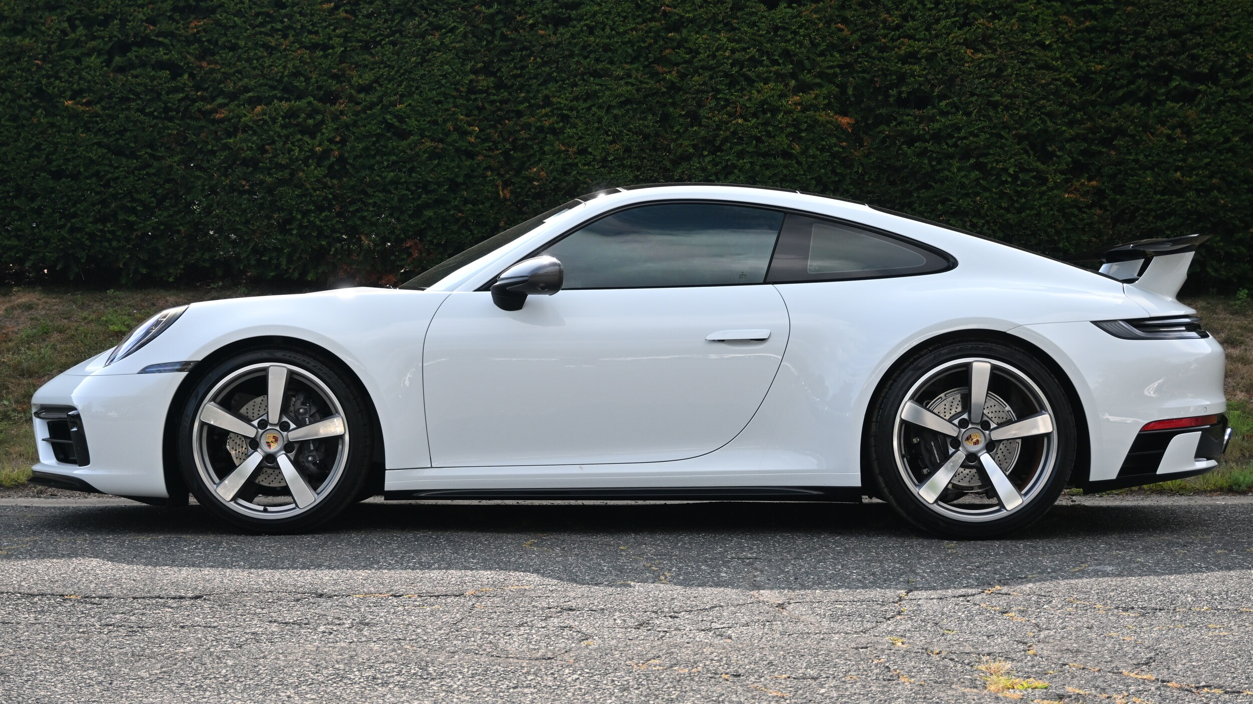 2024 Porsche 911 T photo 2