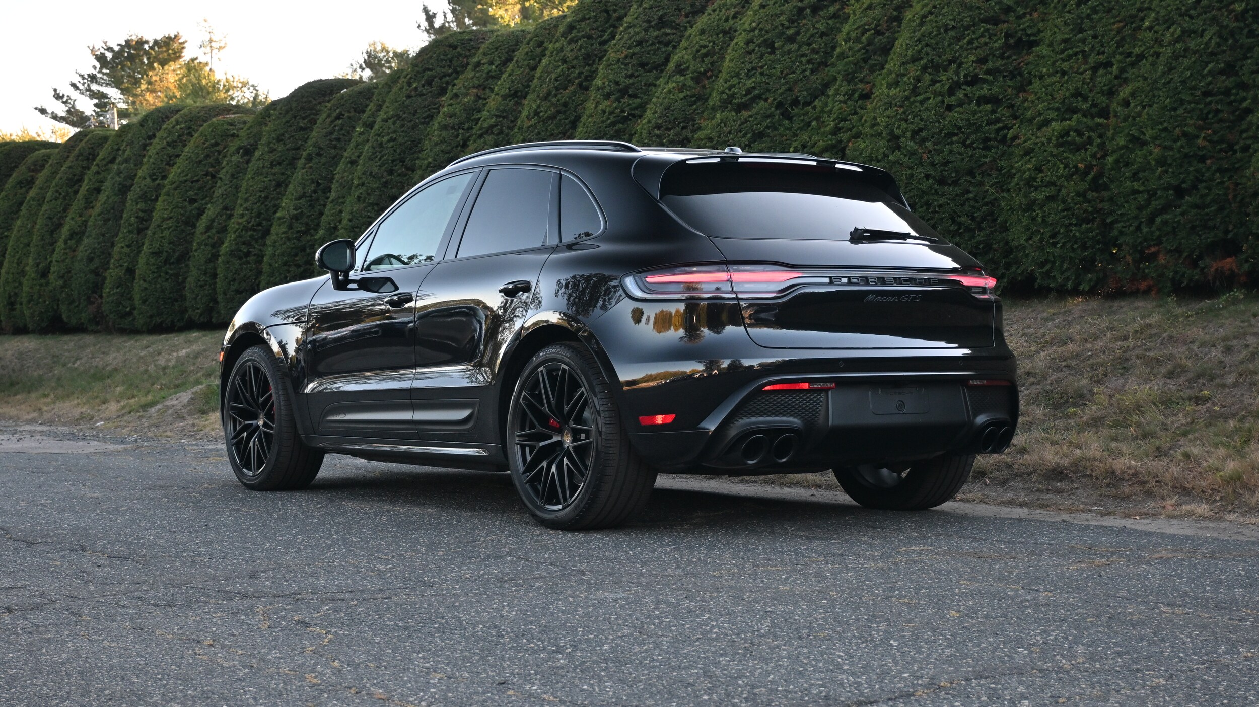 2022 Porsche Macan GTS photo 2