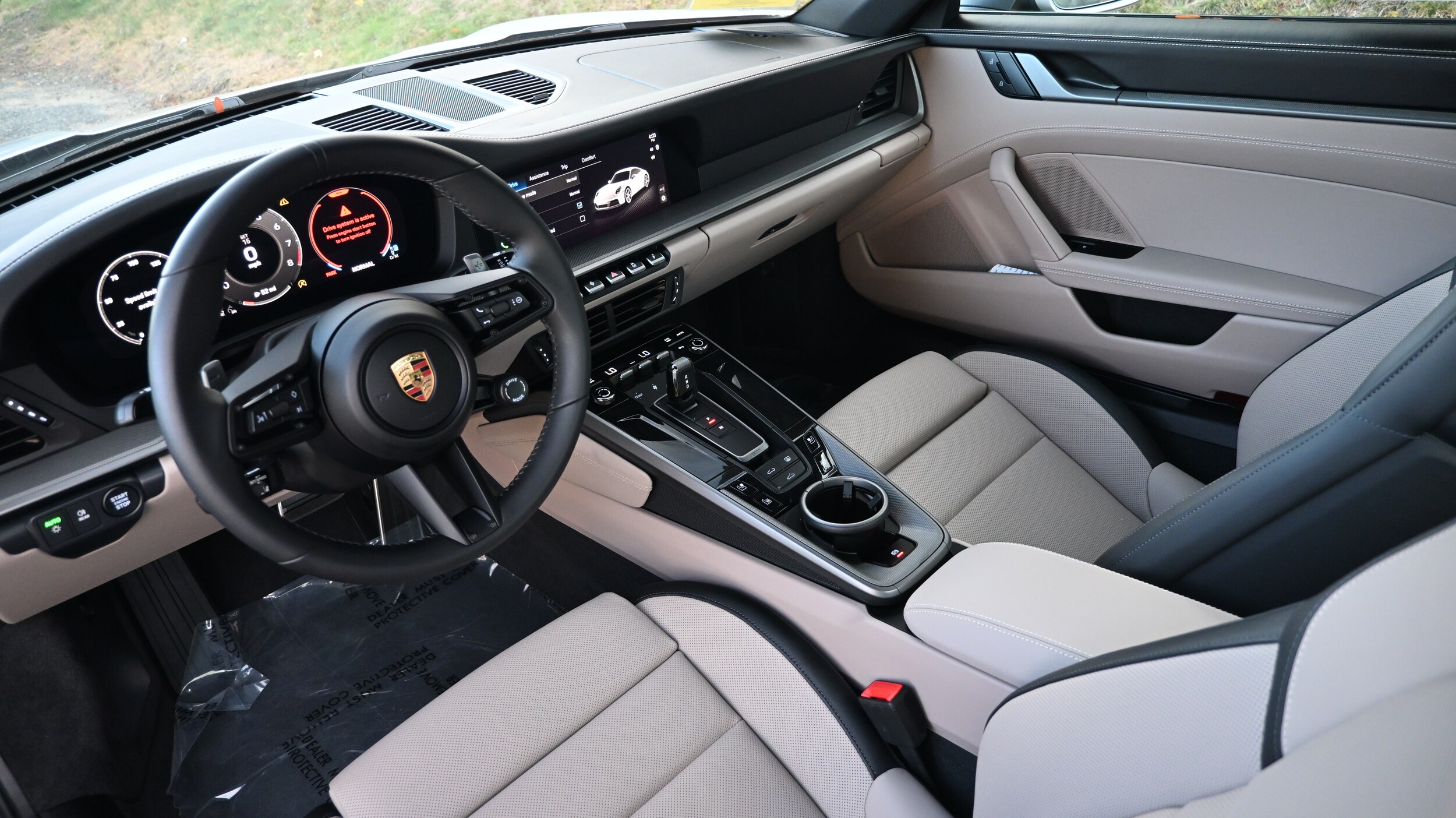 2025 Porsche 911 photo 4