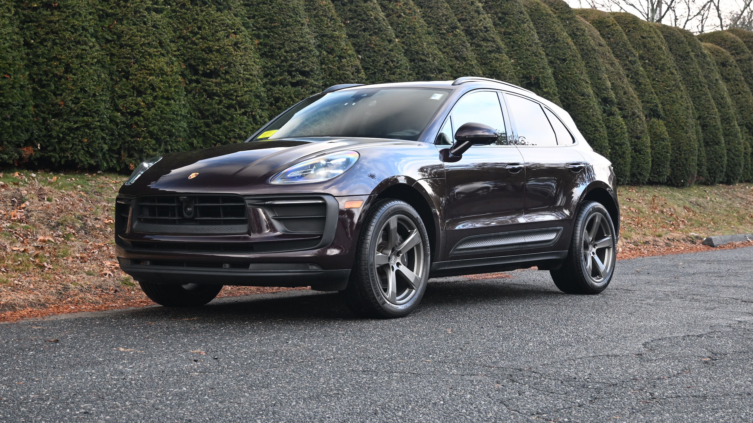 2023 Porsche Macan T's photo