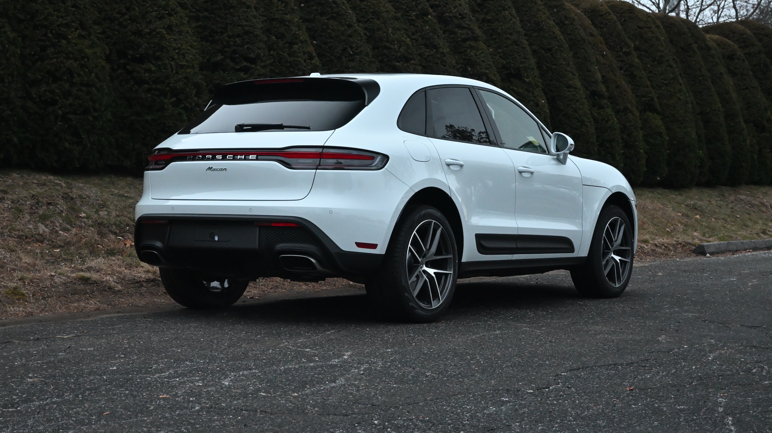 2026 Porsche Macan T - Photo 7