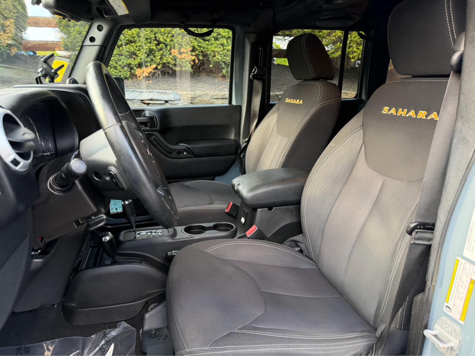 2014 Jeep Wrangler Unlimited Sahara - Photo 15
