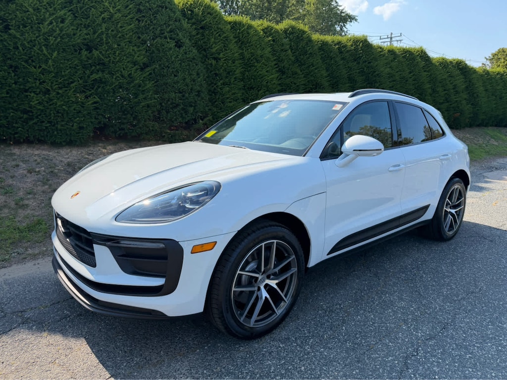 New 2026 Porsche Macan SUV