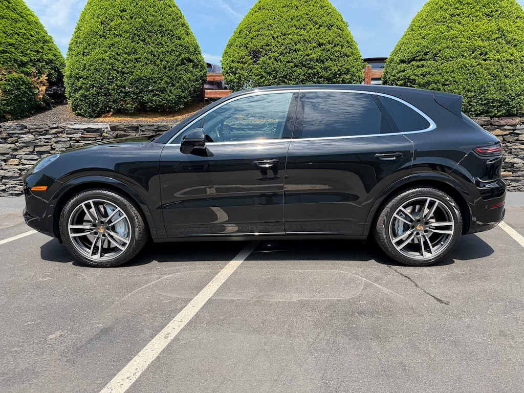 Certified 2023 Porsche Cayenne Turbo SUV