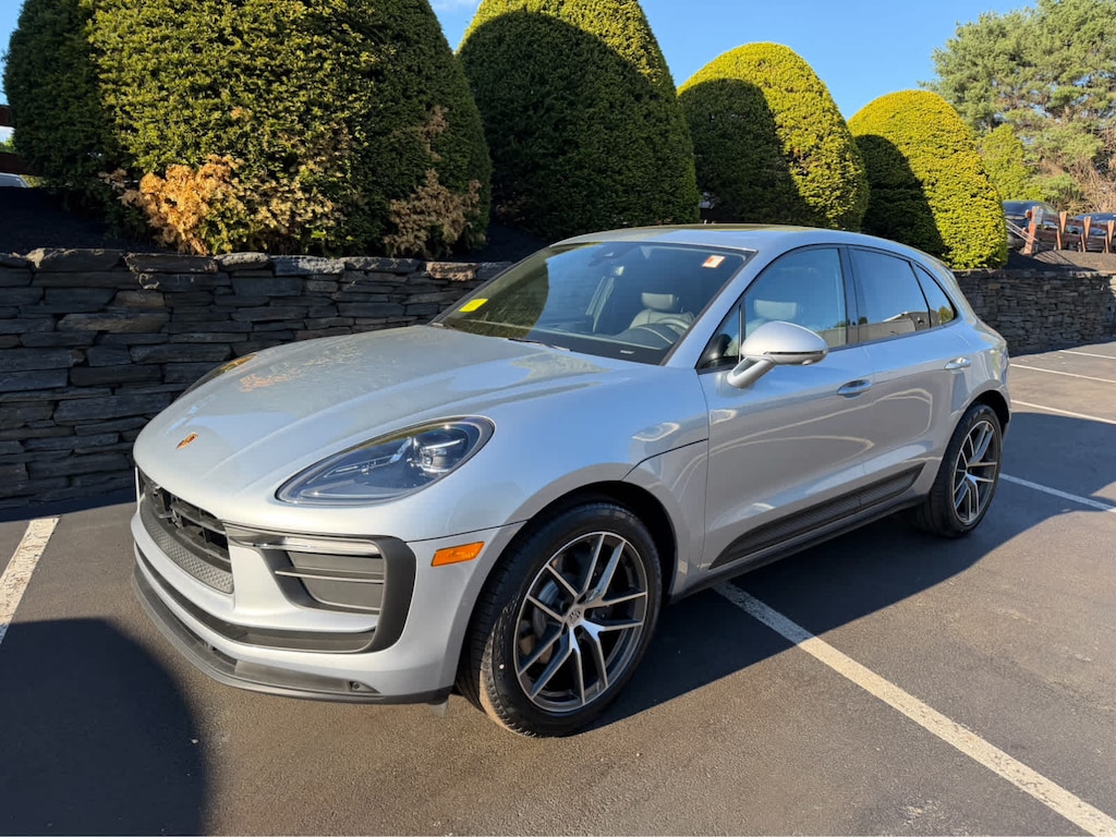 New 2026 Porsche Macan SUV