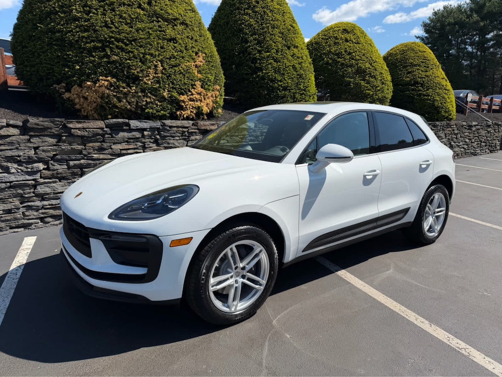 New 2026 Porsche Macan SUV