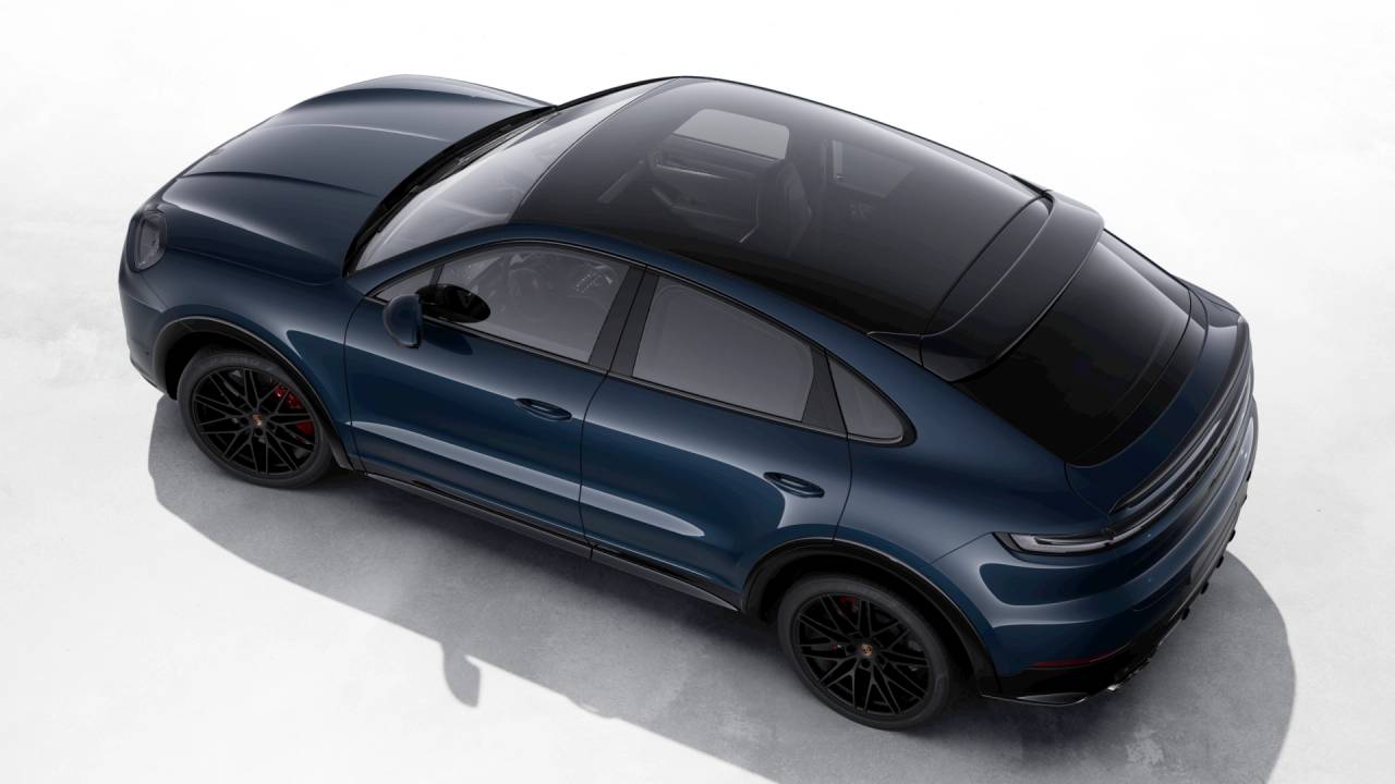 2026 Porsche Cayenne GTS Coupe photo 4