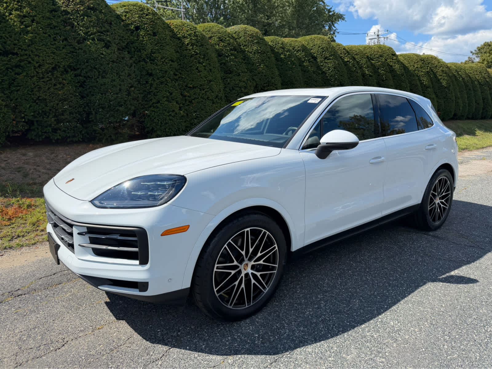 Carrara White Metallic 2025 Porsche Cayenne SUV / Crossover All-Wheel Drive Automatic