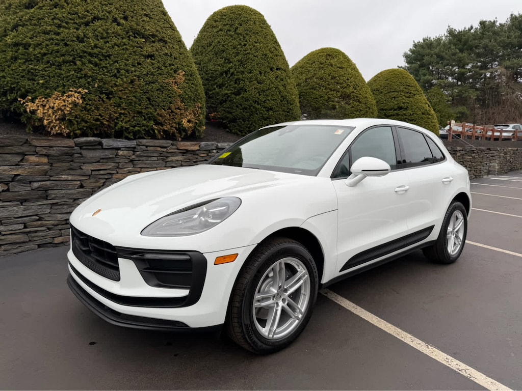 New 2026 Porsche Macan SUV