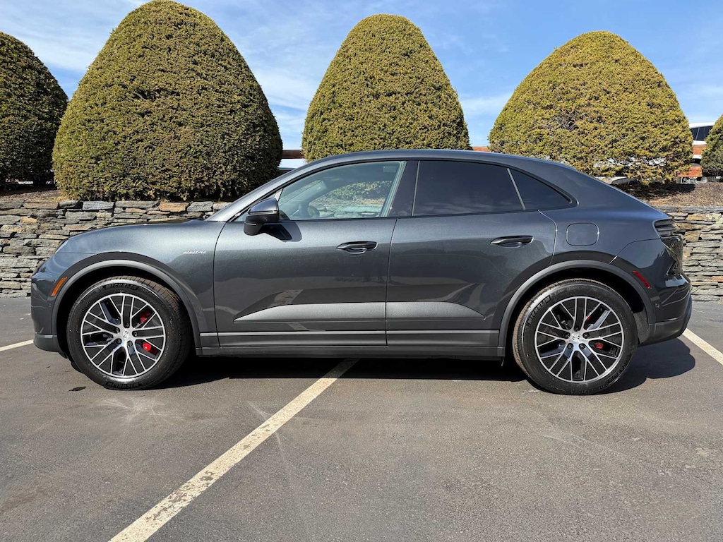 New 2026 Porsche Macan Electric 4S SUV