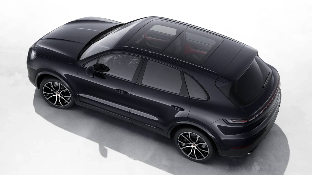 2026 Porsche Cayenne photo 4