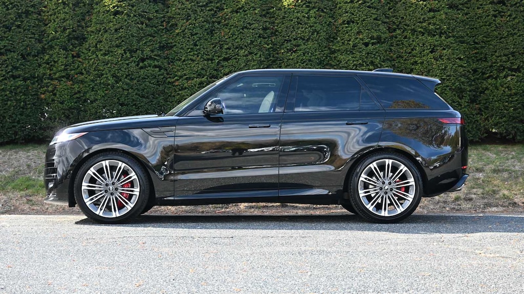 Used 2024 Land Rover Range Rover Sport Dynamic SE SUV