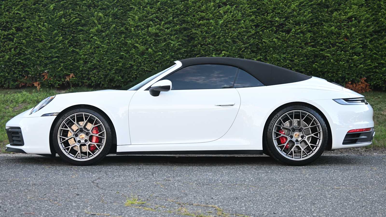 2024 Porsche 911 S photo 2