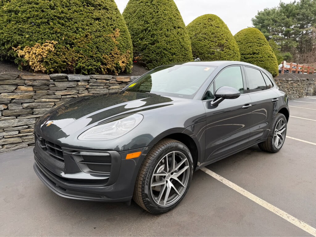New 2026 Porsche Macan SUV