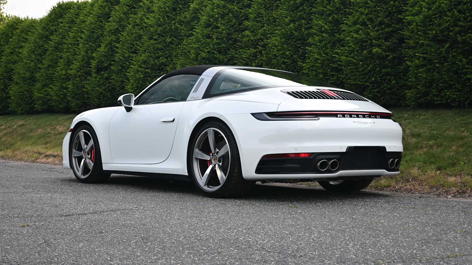 2024 Porsche 911 Targa 4S photo 3