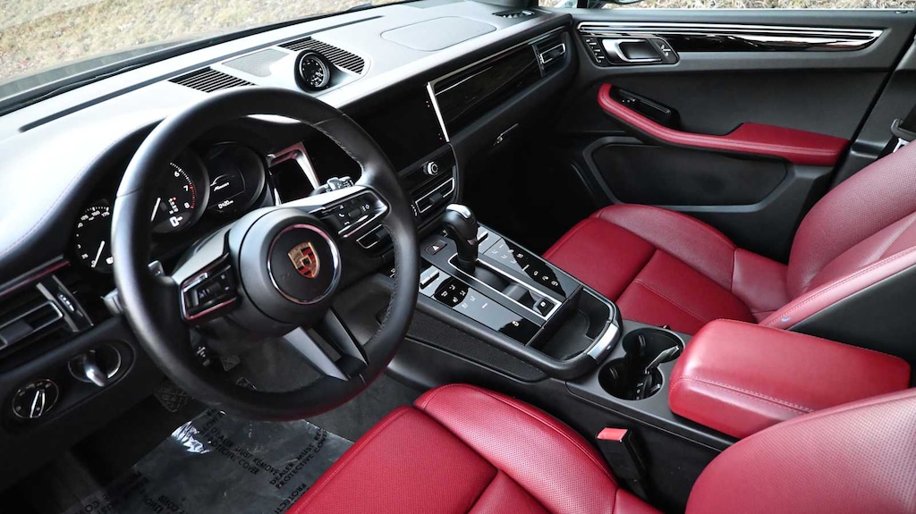 Certified 2024 Porsche Macan SUV