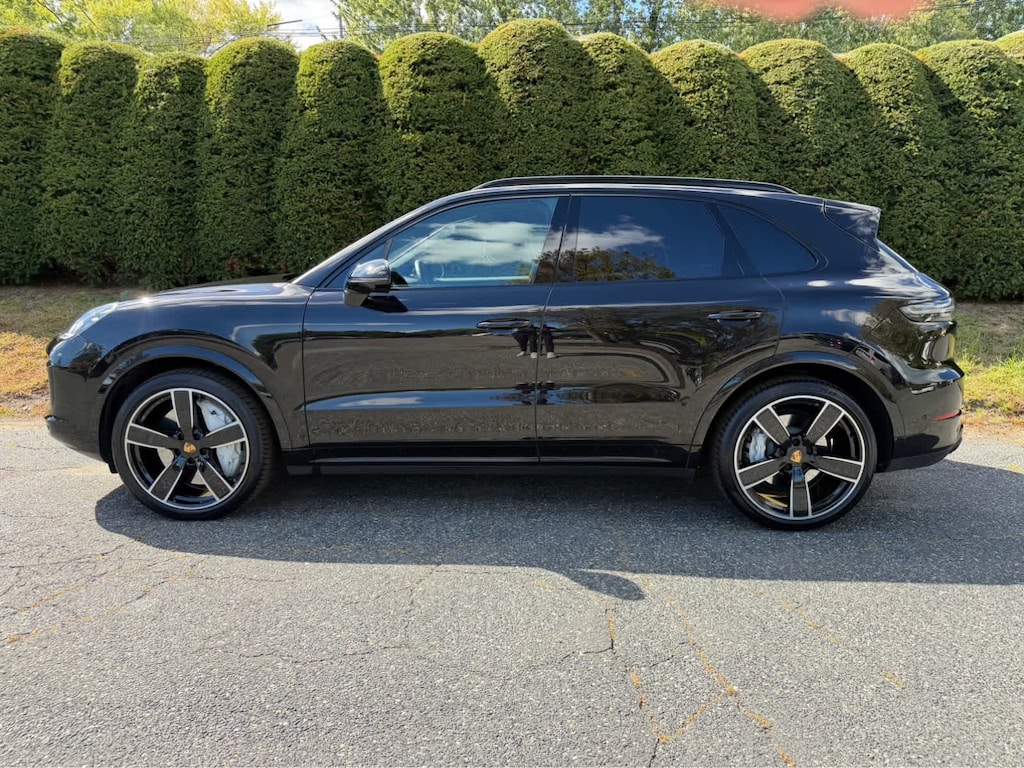 Certified 2022 Porsche Cayenne Turbo SUV