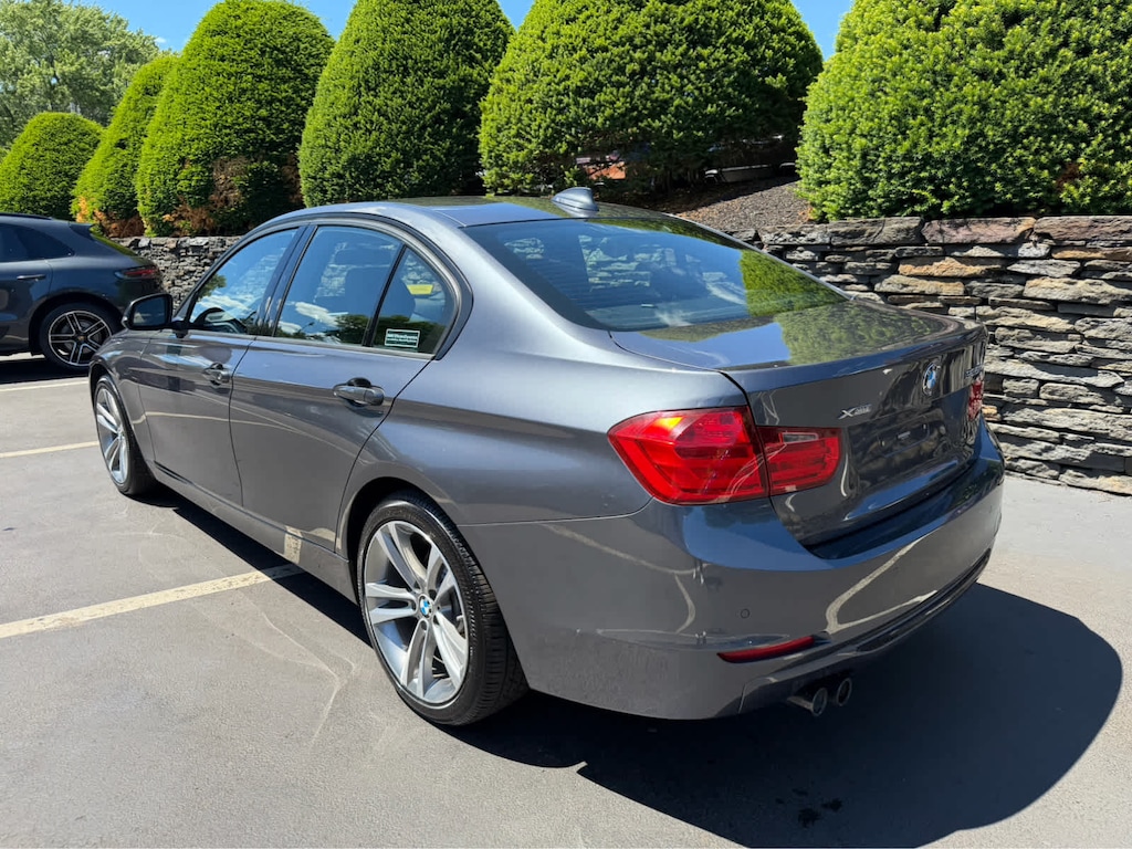 Used 2013 BMW 328i xDrive w/SULEV Sedan