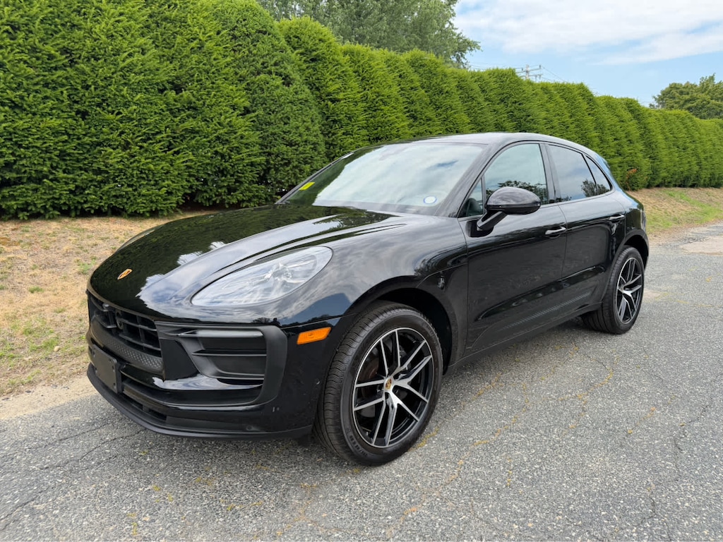 Certified 2023 Porsche Macan SUV