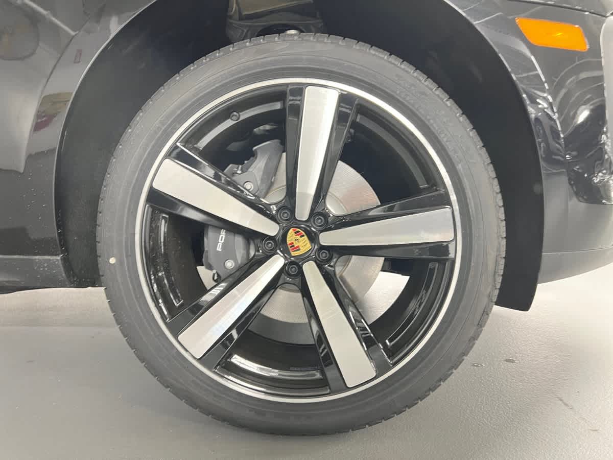 new 2026 Porsche Macan car
