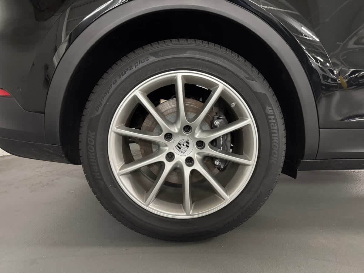 new 2026 Porsche Cayenne car