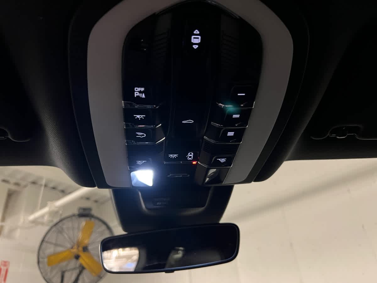 new 2026 Porsche Macan car