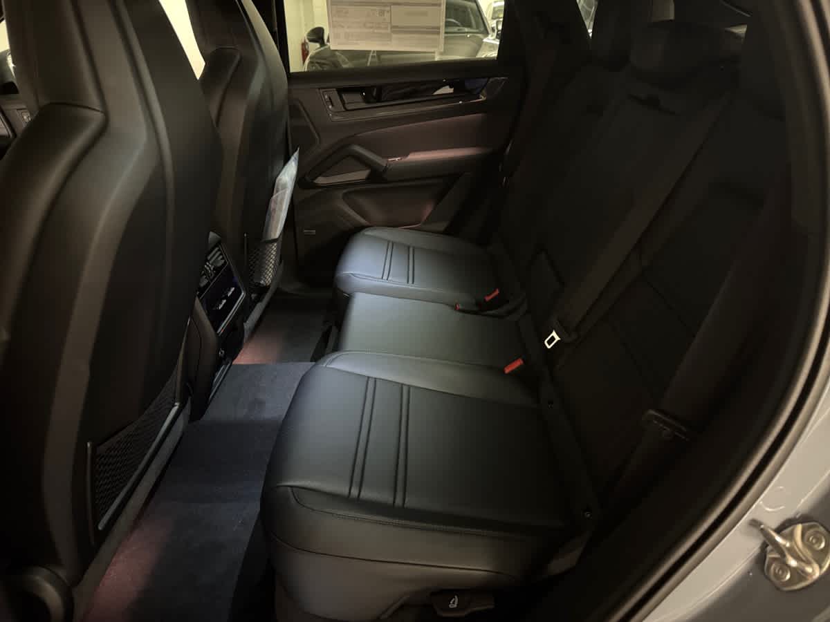 new 2026 Porsche Cayenne car