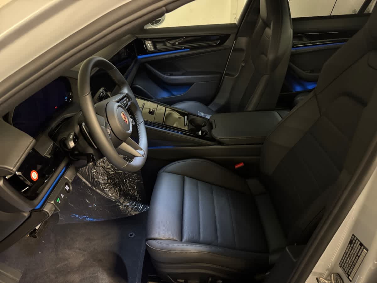 new 2026 Porsche Panamera car