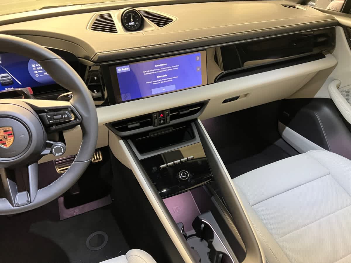 new 2026 Porsche Macan car
