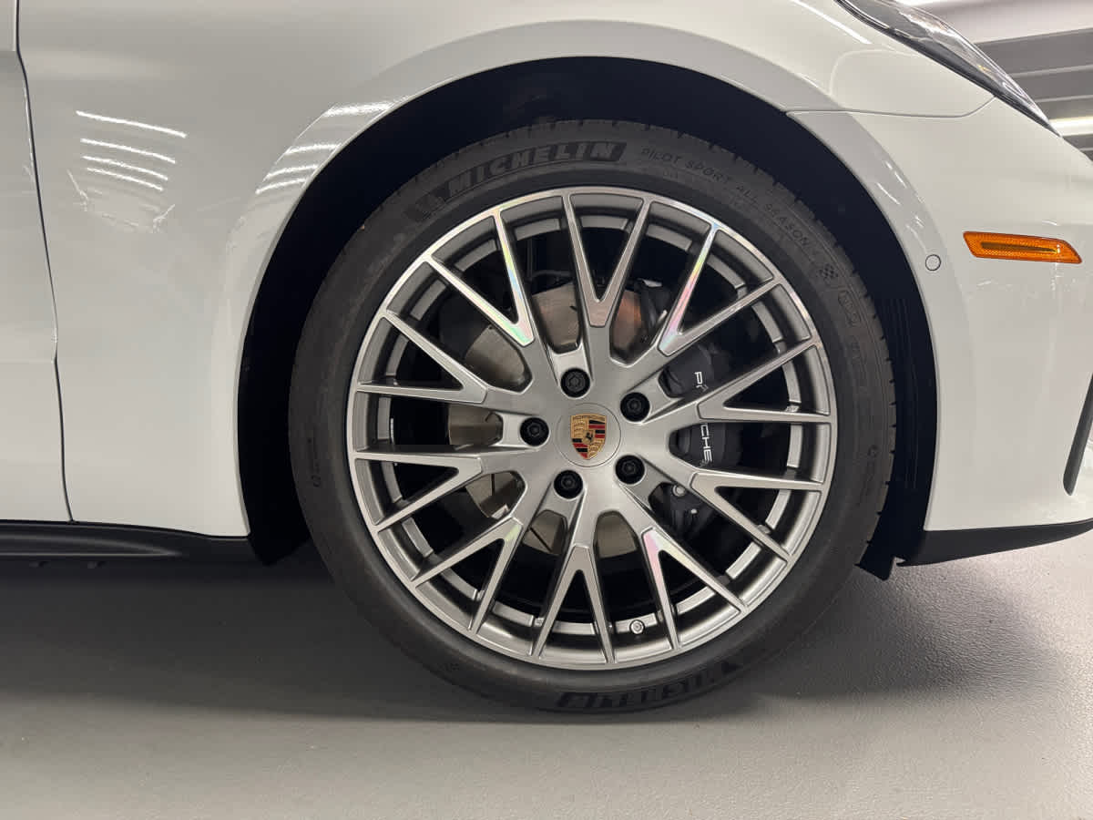 new 2026 Porsche Panamera car