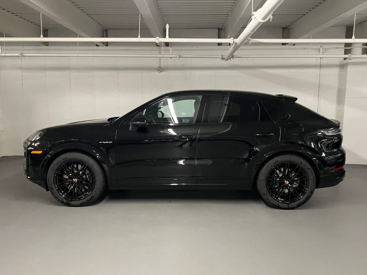 new 2026 Porsche Cayenne car