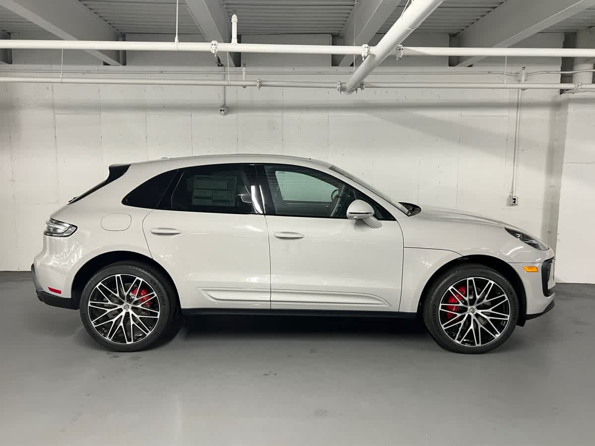 new 2026 Porsche Macan car