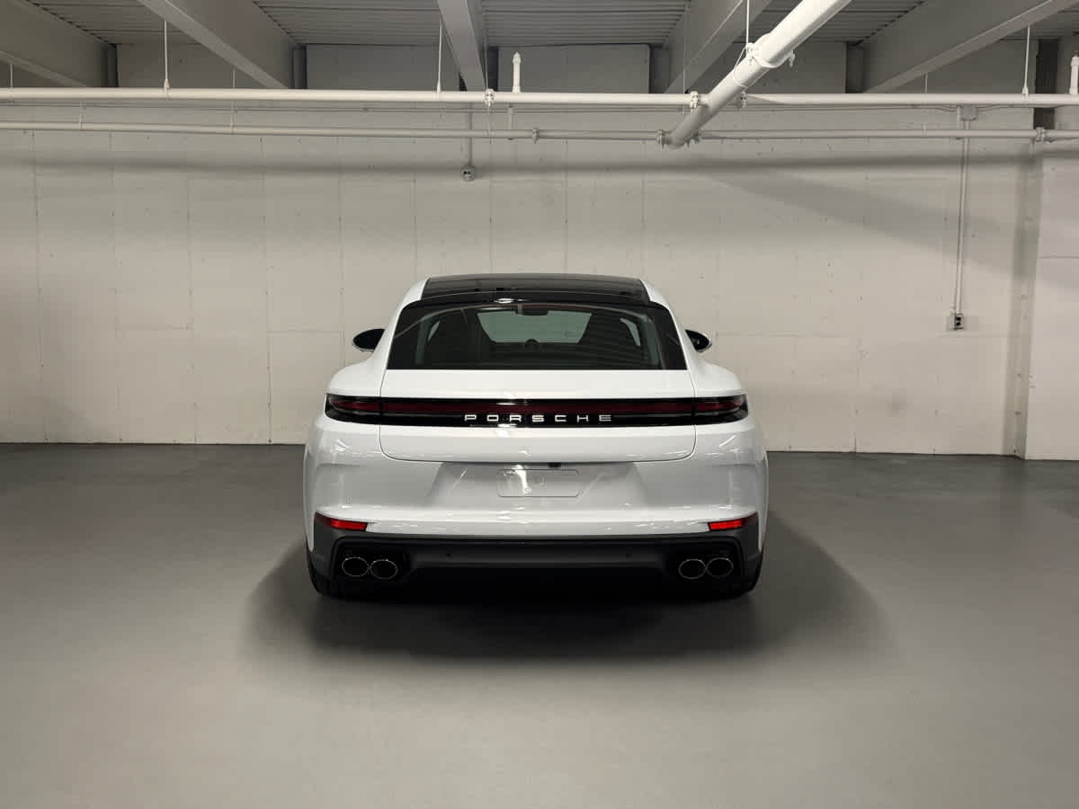 new 2026 Porsche Panamera car