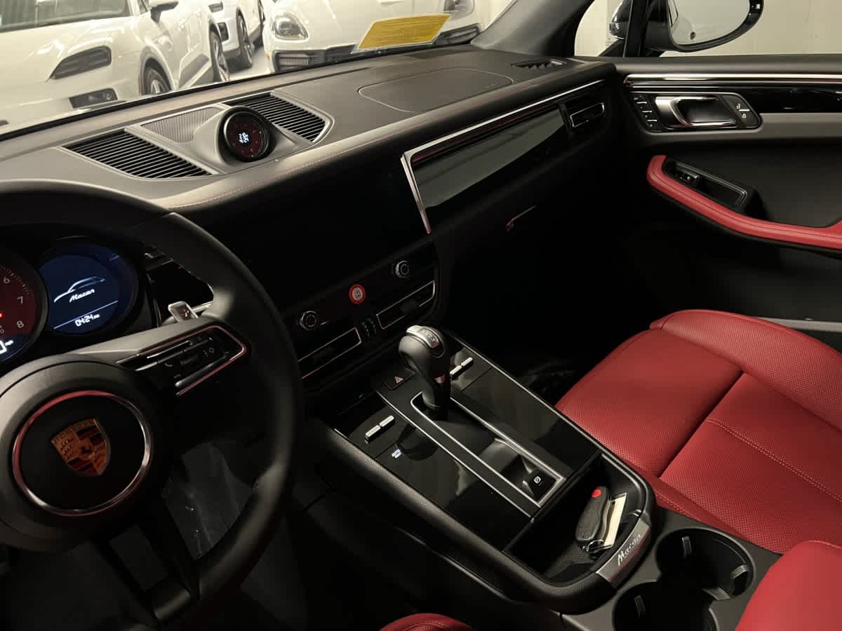 new 2026 Porsche Macan car