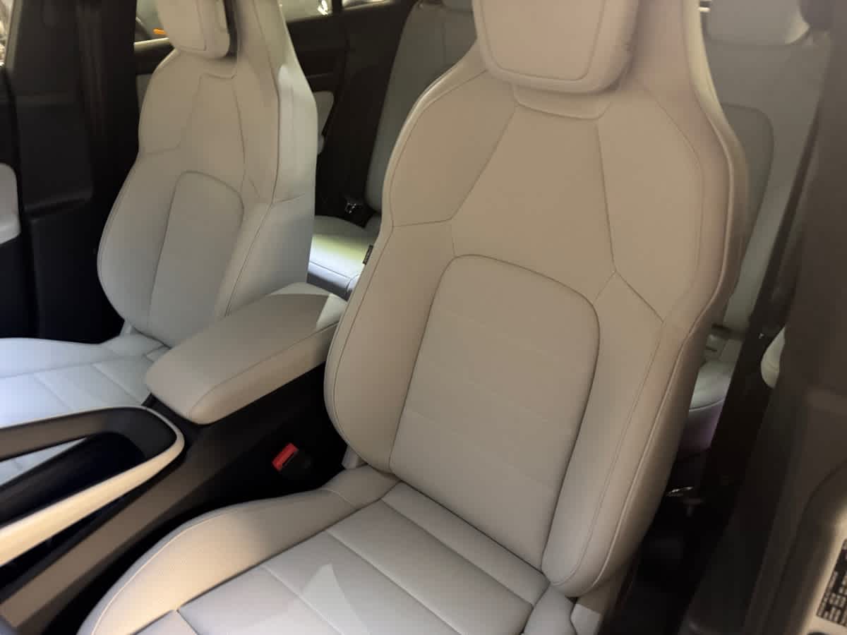 new 2026 Porsche Macan car