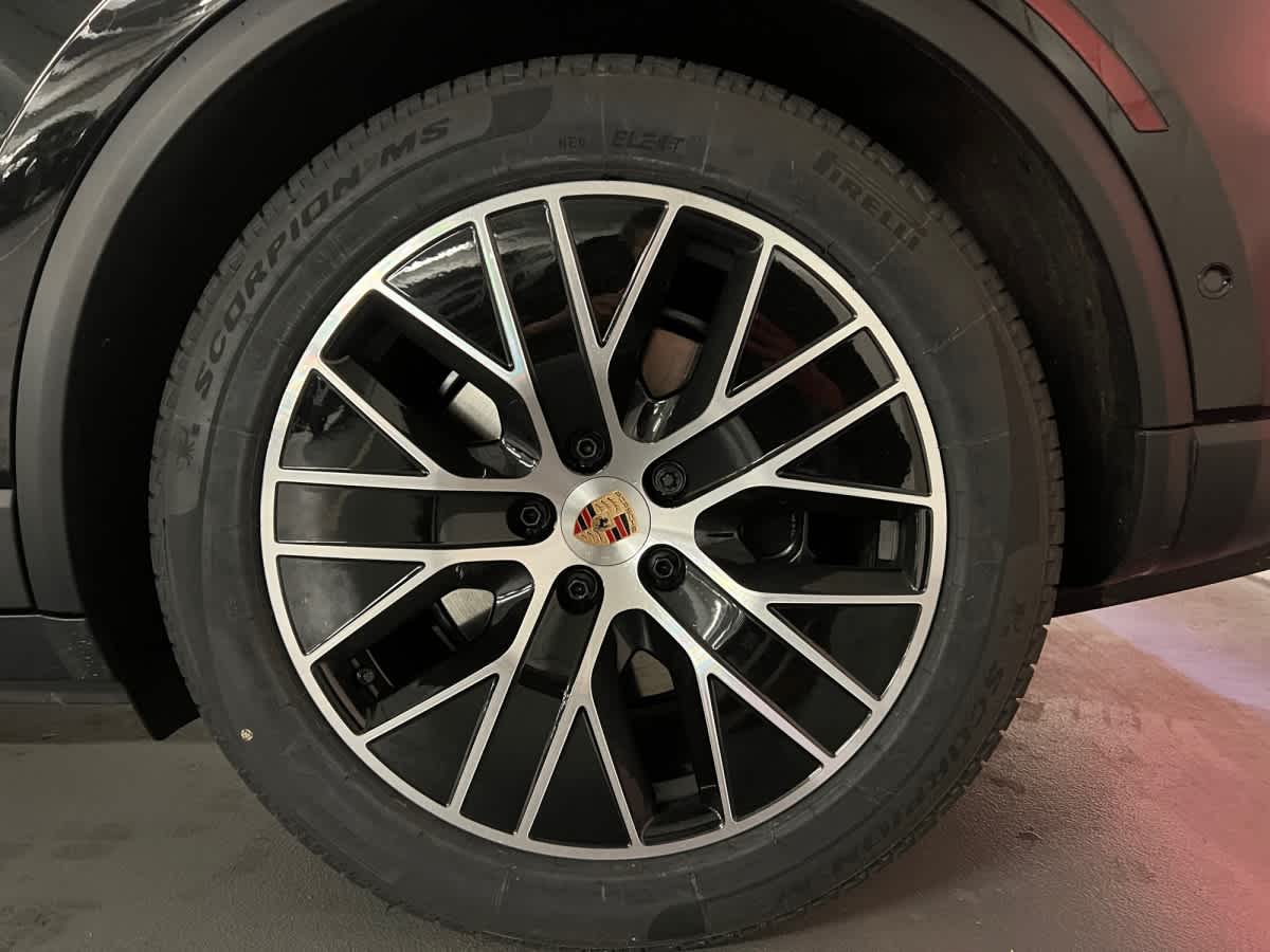 new 2026 Porsche Macan car